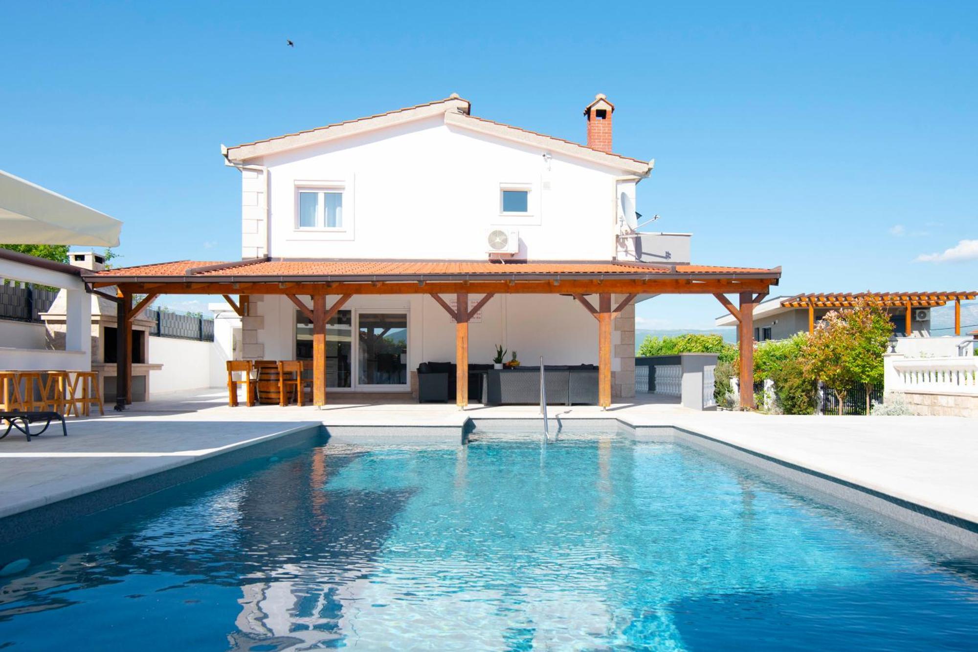 Vacation Villa Matic With 7 Bedrooms Синь Экстерьер фото